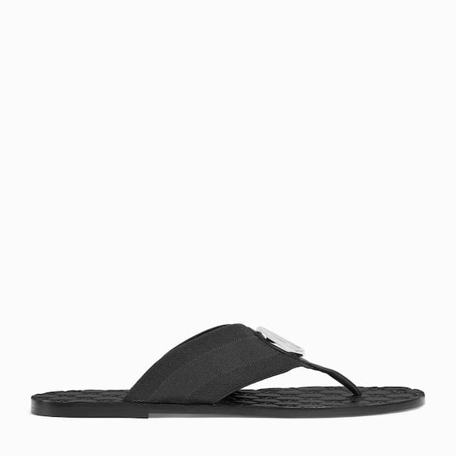 Gucci Runway〔リヴィエラ〕メンズ トング サンダル¥126,500(税込)