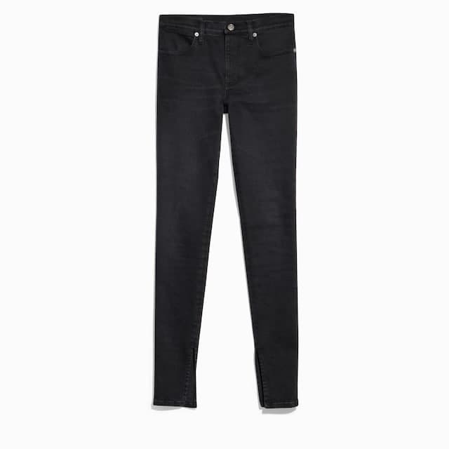 Gucci ウォッシュドコットンデニム スキニーパンツ¥170,500(税込)