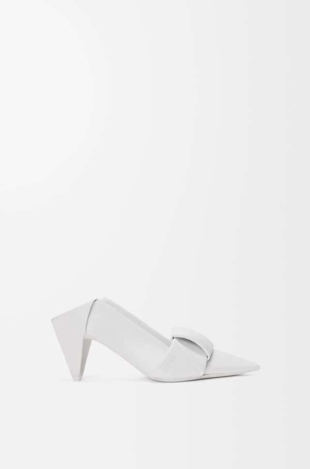 LOEWE Origami flap back pump in lambskin