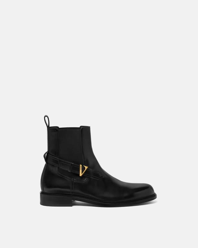 Versace v leather chelsea boots